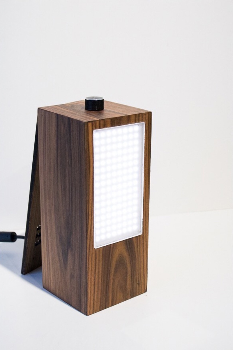 Monolith lamp